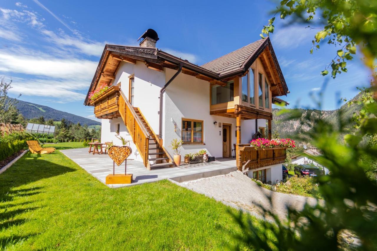 Apartment Dolomites Nest 산 마르티노 인 바디아 외부 사진
